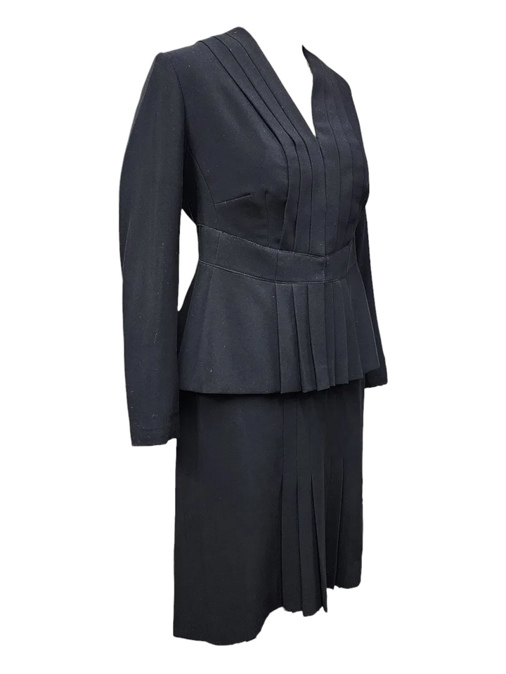 Pierre Balmain Haute Couture by Oscar de la Renta Black Runway Suit with Pleats, Spring/Summer 2001
