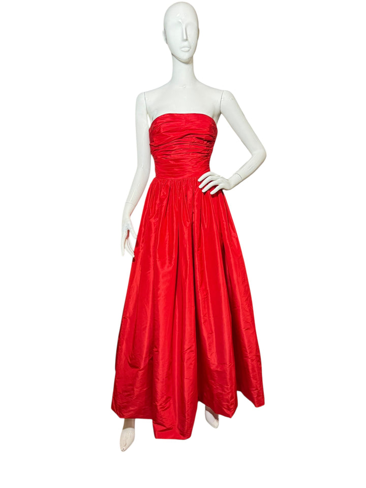 Oscar de la Renta 2011 Couture Red Strapless Silk Taffeta Ball Gown, , Oscar de la Renta, RERACKED