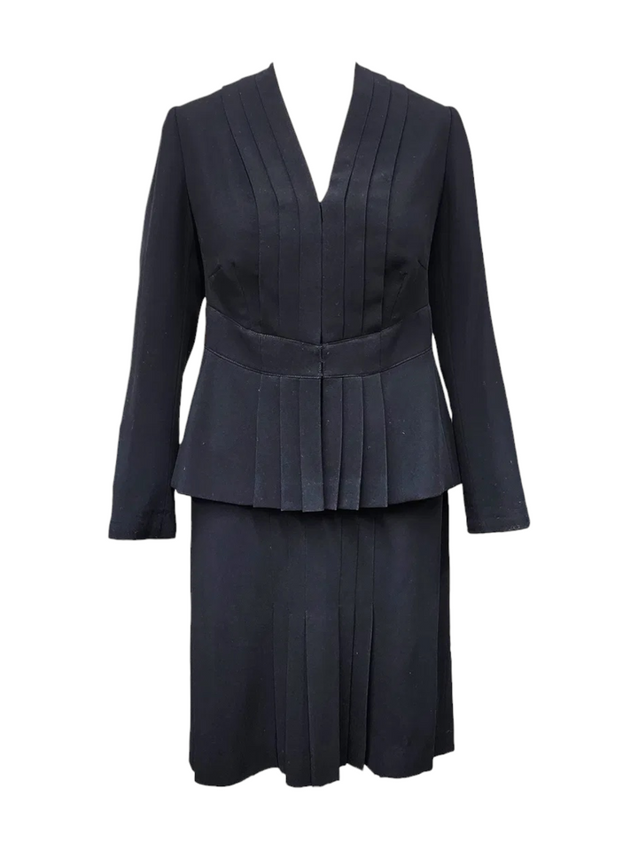 Pierre Balmain Haute Couture by Oscar de la Renta Black Runway Suit with Pleats, Spring/Summer 2001