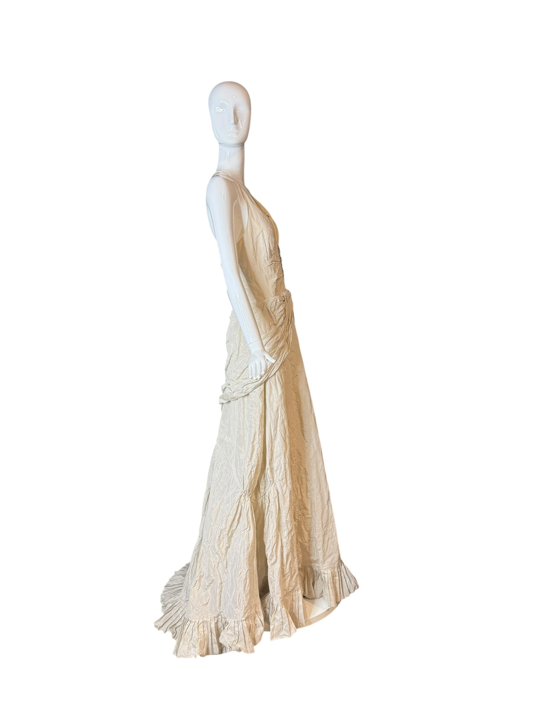 Nicole Miller 1990s Metallic Ivory Wedding Gown – Size 6