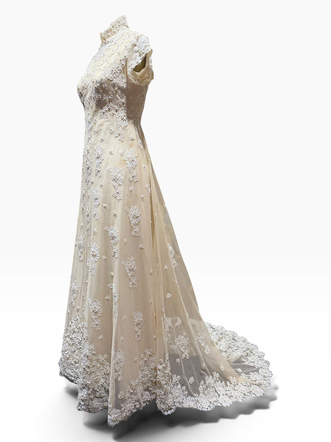 1976 Bergdorf Goodman Lace Wedding Gown & Juliet Cap Veil