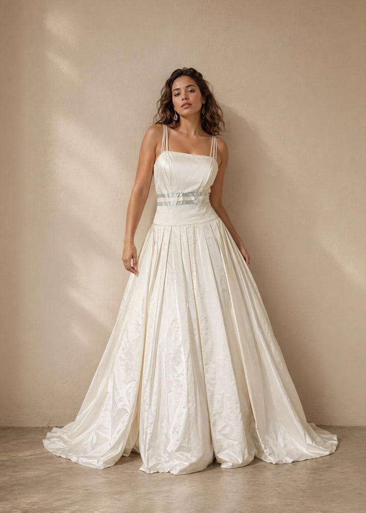wedding dress christian dior 1992 Gown Sara Nicole Vintage Discover your dream gown online and book a fitting appointment at Ana Koi Bridal for the perfect fit My Vintage Christian Dior Wedding
