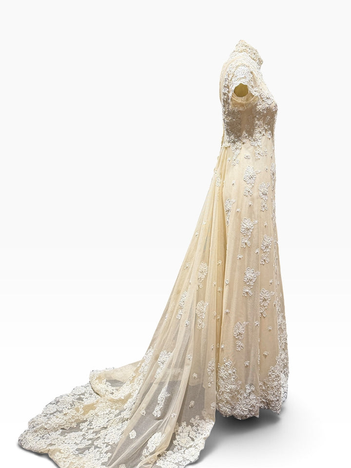 1976 Bergdorf Goodman Lace Wedding Gown & Juliet Cap Veil