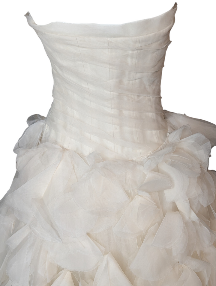 Vera Wang Silk Organza Strapless Ruffled Wedding Gown