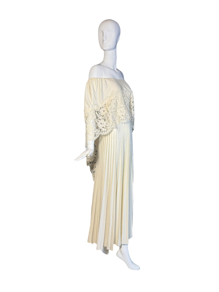 1970’s Unnamed Vintage Boho Wedding off-the-shoulder Bridal Gown, , RERACKED Vintage, RERACKED
